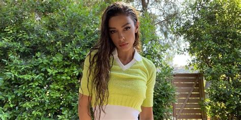 La cantante Eleni Foureira anuncia que está embarazada de su。